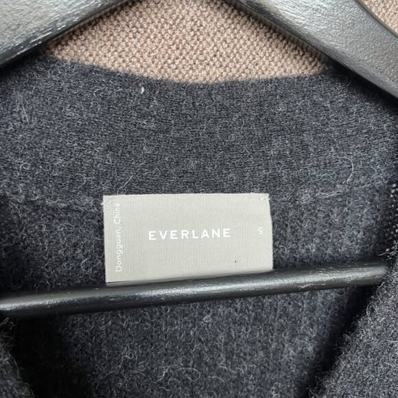 Everlane Alpaca Pocket Cardigan - Picture 8 of 9